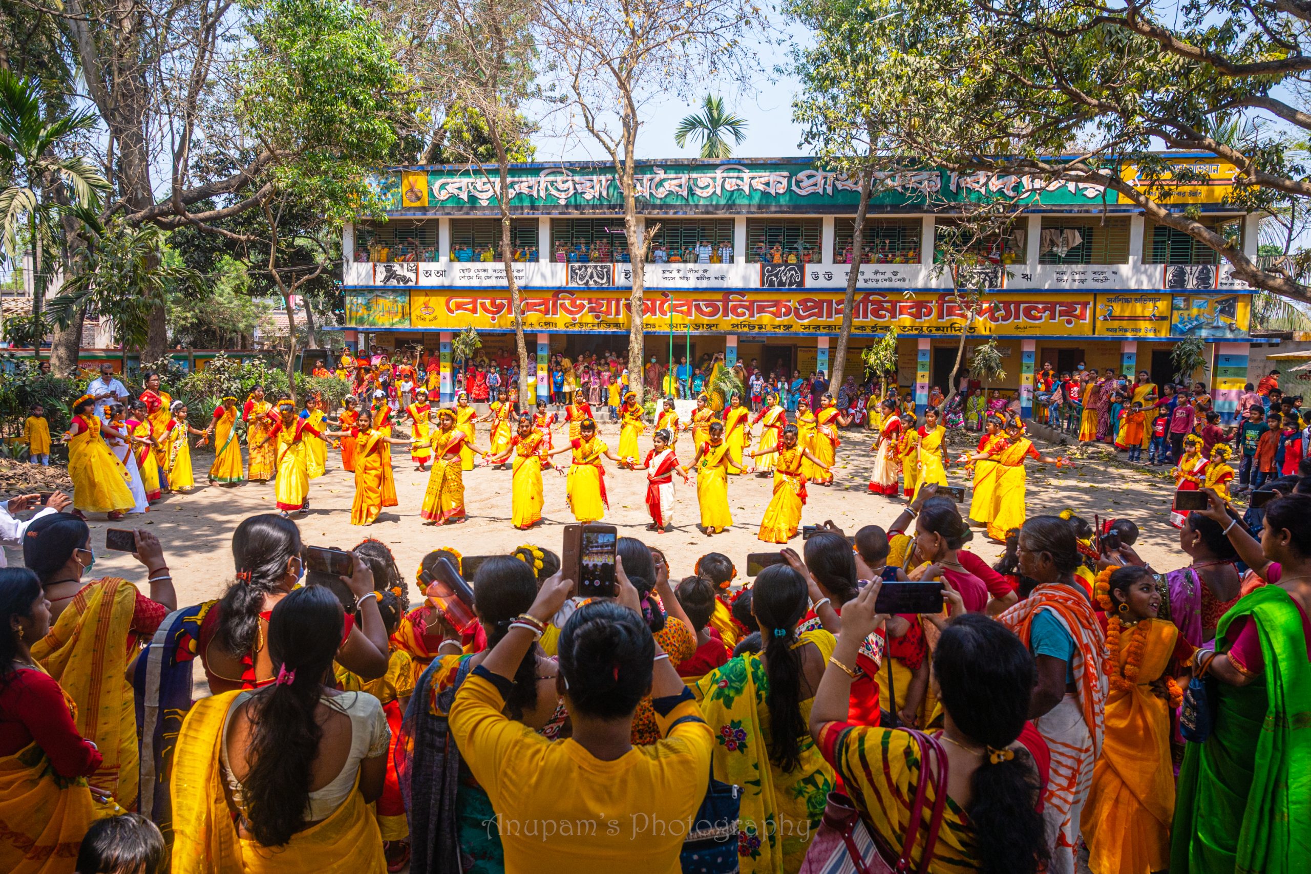 Image gallery marquee